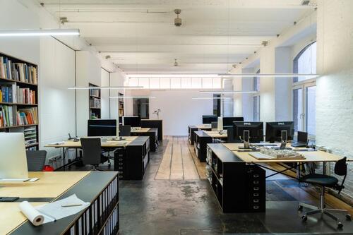 Foto - 4 schöne Arbeitsplätze im Akazienkiez