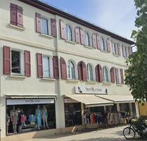 Multifunktionale Fläche mit Blick auf den Marktplatz - Ebermannstadt