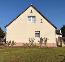 Einfamilienhaus mit Nebengebäude - Lauchhammer