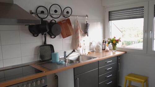 Foto - 61 qm helle Wohnung 50997 - 700,00&nbsp;EUR Kaltmiete, ca.&nbsp; 61,00&nbsp;m&sup2;