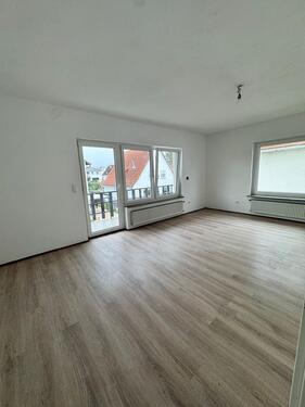 Foto - Erstbezug nach Renovierung – helle, moderne Wohnung mit Wohnküche