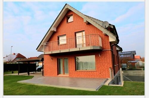 Foto - 2-Zimmer Wohnung mit Terrasse - 980,00&nbsp;EUR Kaltmiete, ca.&nbsp; 80,00&nbsp;m&sup2;