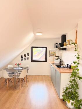 Foto - 2 Zimmer Dachgeschoßwohnung zur Miete in Krefeld