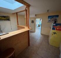 Gewerbeeinheit als Ladenlokal,Büro, Praxis oder Schulungsräume - Adelsdorf