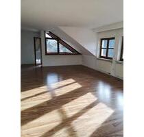 Lichtdurchflutete 4- Zimmer- Wohnung - Eberbach