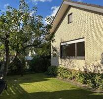 Großzügiges Haus mit Garten, Terrasse & Seeblick in Waddenhausen - Lage