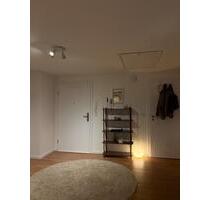 Modernes WG-Zimmer in kernsanierter 4-Zimmer-Dachgeschosswohnung - Siegen