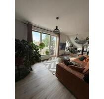 (Möblierte) Helle 2-Zimmer-DG WHG mit großem Südbalkon - Seelow