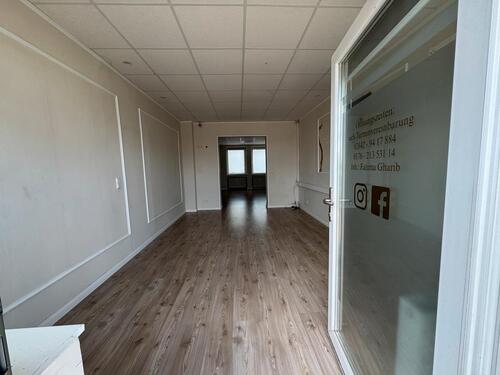 Foto - Helles Ladenlokal (ehem. Kosmetikstudio) – auch als Büro nutzbar