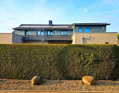 Foto - Erstbezug! Helle 3ZKB EG Wohnung m Terrasse u. eigenem Gartenteil