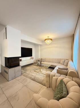 Foto - Kernsanierte Doppelhaushälfte mit Garten,Garage&SmartHome