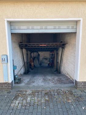 Foto - Anhänger Stellplatz in abschließbarer Duplex-Garage