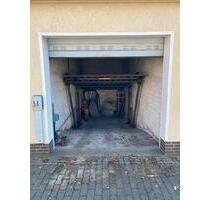 Anhänger Stellplatz in abschließbarer Duplex-Garage - Burgdorf