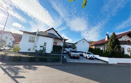 Foto - Modernisiertes Einfamilienhaus mit Wohlfühlcharakter