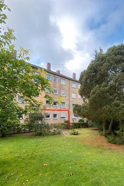 Foto - Attraktive 2,5 Zimmer Erdgeschwohnung mit Balkon in Ruhiger Lage