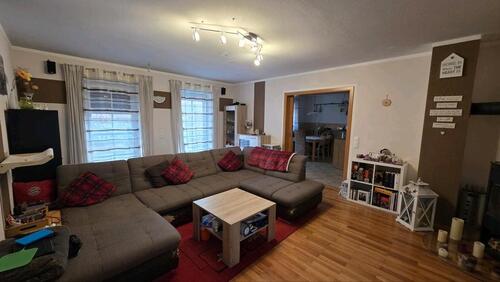 Foto - Große 4,5-Zimmer-Maisonette-Wohnung mit Garten & Terrasse