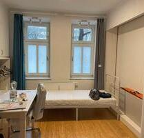 Laden zu vermieten - 2.000,00 EUR Kaltmiete, ca.  50,00 m² in Baierbrunn (PLZ: 82065)