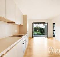 Gemütliche 2 Zimmer Erdgeschoss Wohnung mit ca. 52m², EBK und Terrasse in Berlin-Mitte!