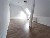 Foto - 1 Zimmer Dachgeschoßwohnung zur Miete in Coburg