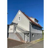 Attraktives Einfamilienhaus mit sechs Zimmern (neuw. Einbauküche) - Erbach