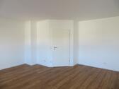 Foto - *Erstbezug nach Sanierung* 4 ZKB-Whg. 104 m² mit Terrasse & EBK