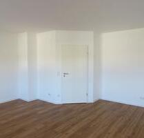 *Erstbezug nach Sanierung* 4 ZKB-Whg. 104 m² mit Terrasse & EBK - Hetzerath