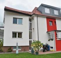 Moderne DG-Wohnung mit Einbauküche zu vermieten - Hamm Braam-Ostwennemar