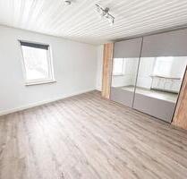 Gemütliche, renovierte 2-Raumwohnung mit Einbauküche - Föritztal