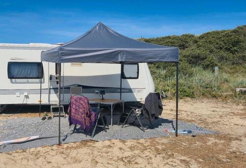Foto - Komfortabler Wohnwagen 39 Euro pro Tag mieten