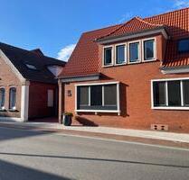 Neue 80 m² Dachgeschosswohnung, privat zu verkaufen - Hage