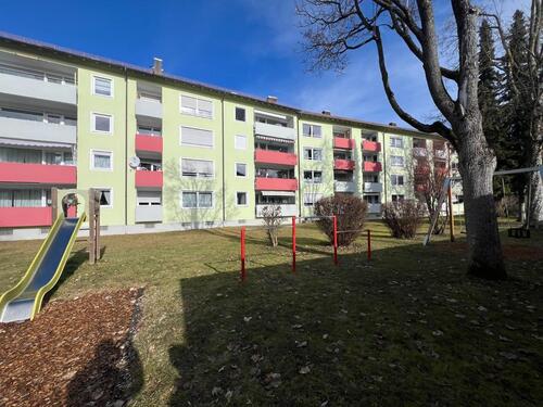 Foto - Moderne 3-Zi-Wohnung, Kellerraum und Einzelgarage