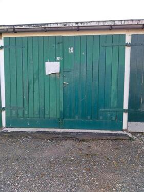 Foto - Garage anzubieten -