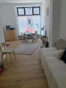 Foto - Heller, freundlicher Praxisraum