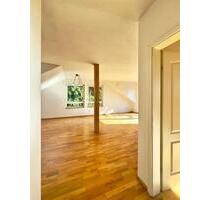 Schöne 2,5 Zimmer Wohnung mit Balkon - Friedrichshafen Allmannsweiler