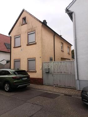 Foto - Haus mit 310 qm Grundstück - 260.000,00 EUR Kaufpreis,
