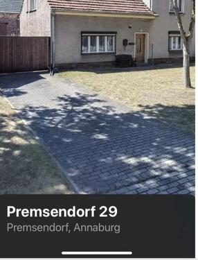 Foto - Dreiseithof mit Wohnhaus, großen Nebengebäuden & Ausbaupotenzial