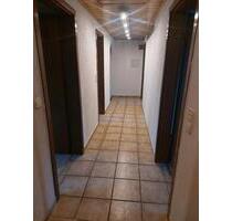 DG-Wohnung - 550,00&nbsp;EUR Kaltmiete, ca.&nbsp; 87,00&nbsp;m&sup2; in Kastellaun (PLZ: 56288)