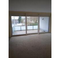 Stilvolle 3-Zimmer-Wohnung mit großem Sonnenbalkon & Stellplatz - Solingen Burg