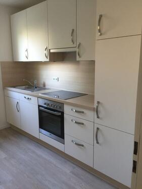 Foto - 2 Zimmer Wohnung + Balkon, EBK, Parkplatz