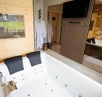 Luxus-Wohnen mit privatem Spa – Whirlpool, Sauna, Balkon - Aachen Eilendorf
