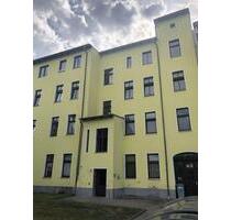 Bezugsfertig renoviert: Sonnige 4-Zimmer Wohnung im 1. OG in Frankfurt (Oder) - Altberesinchen