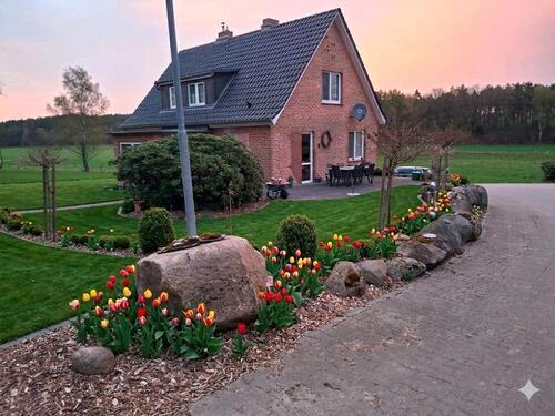 Foto - Haus zu vermieten - 1.800,00&nbsp;EUR Kaltmiete, ca.&nbsp; 180,00&nbsp;m&sup2;