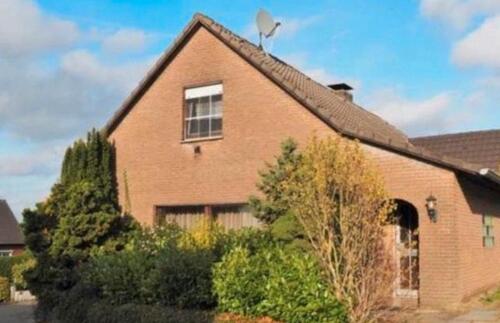 Foto - Haus zu Verkaufen - 260.000,00 EUR Kaufpreis,