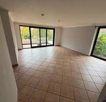 Helle, renovierte 3-Zimmer-Whg. mit Balkon & EBK – 92 m² 40667 - Meerbusch Necklenbroich Helle, renovierte 3-Zimmer-Whg. mit Balkon & EBK – 92 m² 40667 - Meerbusch Necklenbroich