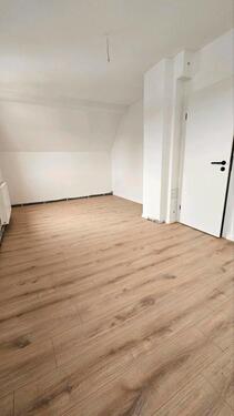 Foto - Erstvermietung nach Komplettsanierung Wohnung zentral in KC im DG