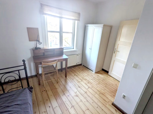 Foto - Möbliertes WG-Zimmer in 2 Zimmer Wohnung Treptow Sublet Room