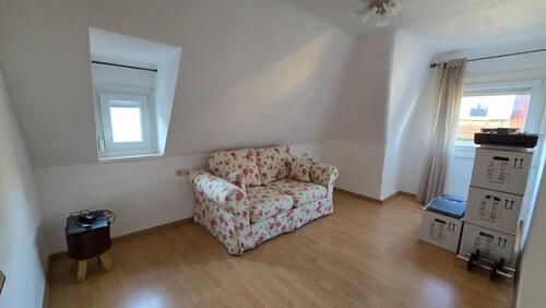 Foto - Hello 2-Zi.-DG-Wohnung (46 m²) in Stuttgart-Obertürkheim