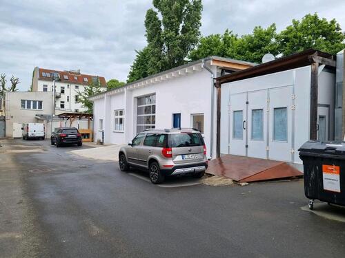 Foto - KFZ Werkstatt Lagerhalle Büro Produktion Autohandel Garage