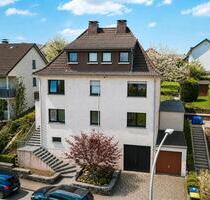 Großzügiges Wohnhaus mit 2 Wohneinheiten und einem großem Garten. - Altenbeken