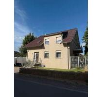 Wohnung im Zweifamilienhaus - 1.400,00&nbsp;EUR Kaltmiete, ca.&nbsp; 90,00&nbsp;m&sup2; in Hückelhoven (PLZ: 41836)